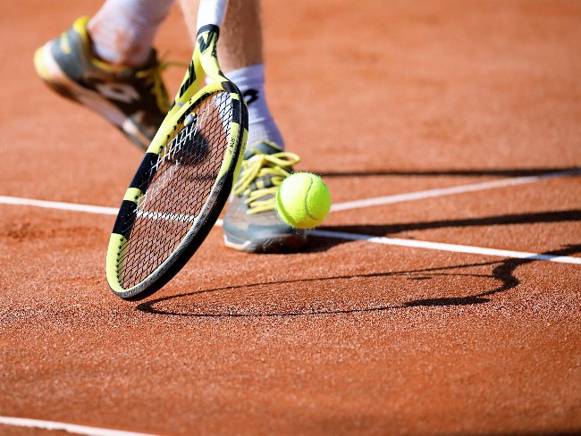 tennis racket closeup