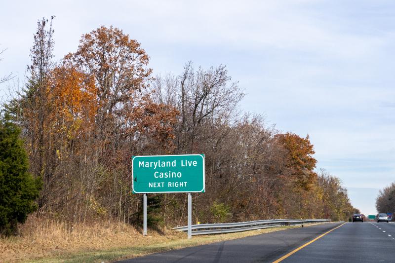 road sign maryland live casino next right
